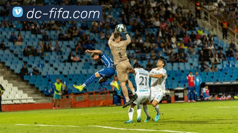 WBG鏖战RNG全场紧张激烈双方操作极限交锋点燃赛场激情